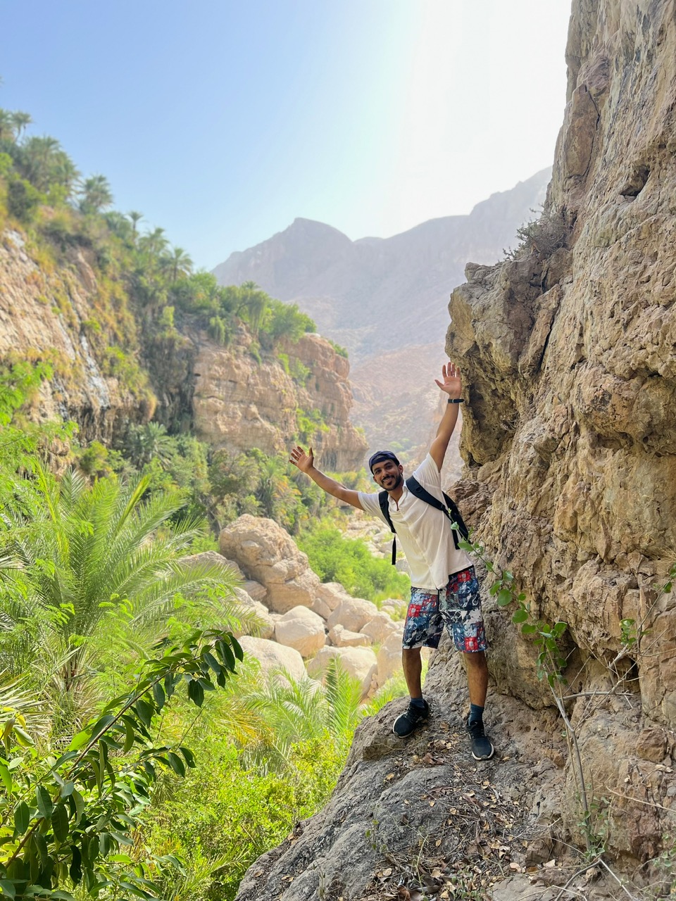 Beautiful Omani landscape for contact